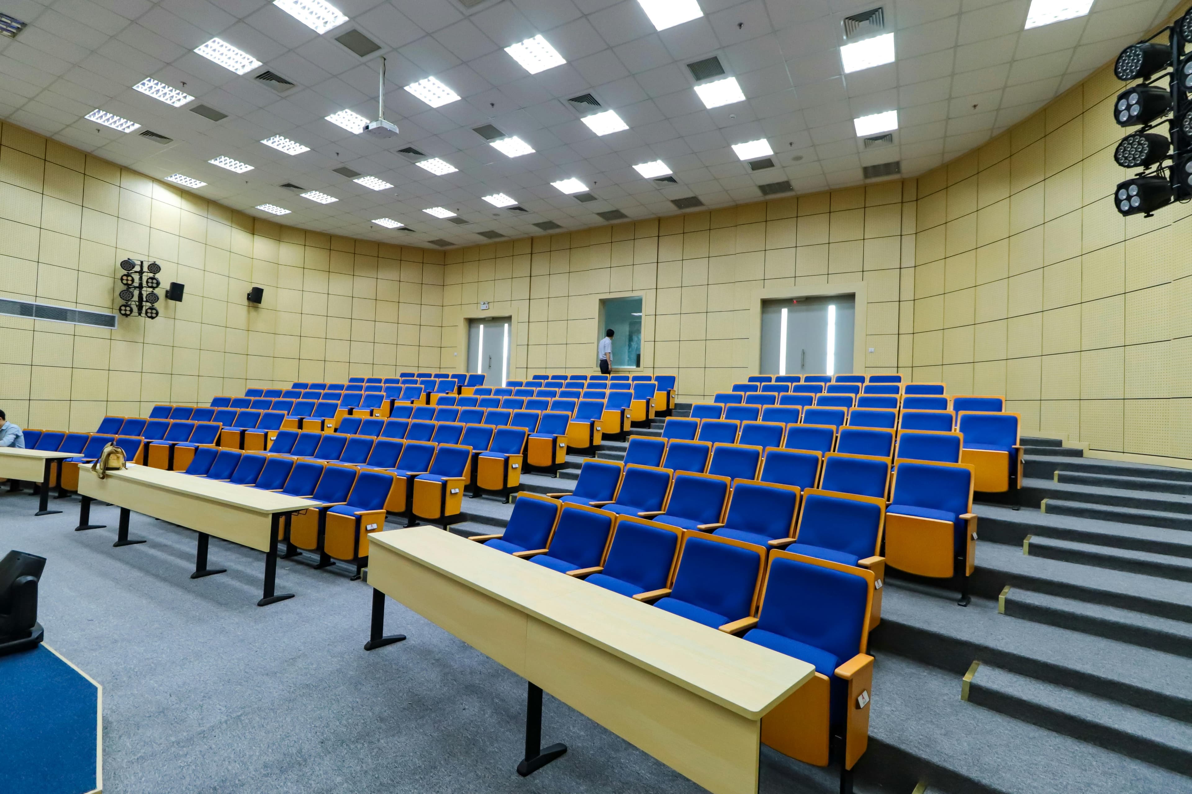 Institutional desks