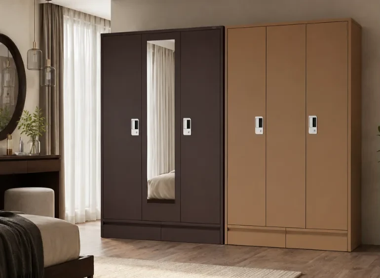 Zumax Masterline Model - 4804 steel almirah